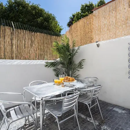 Sao Bento Cozy Apartments - By Lu Holidays Lisbon Exterior photo